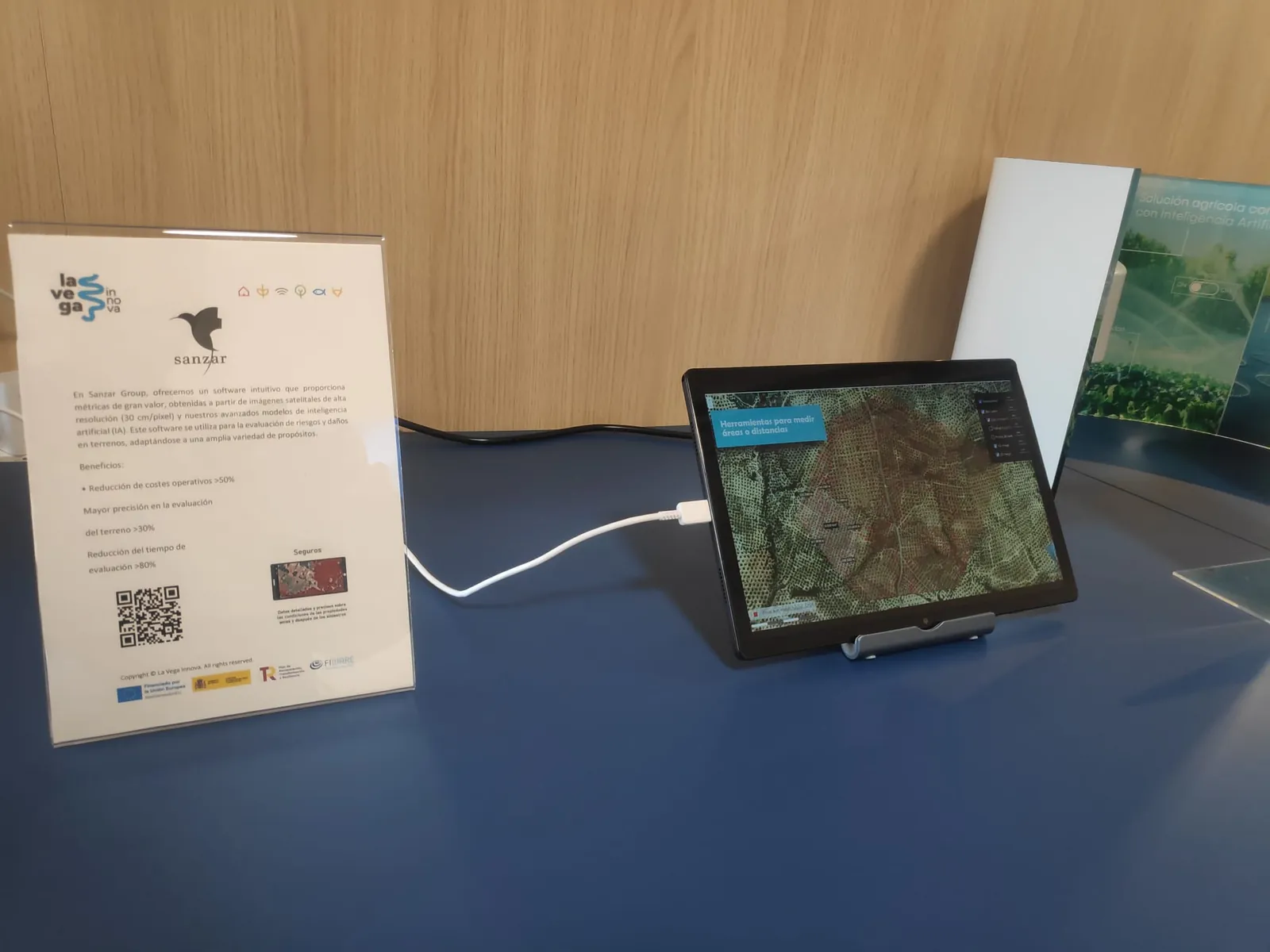 Software de Sanzar Group en la zona de exposición de La Vega Innova