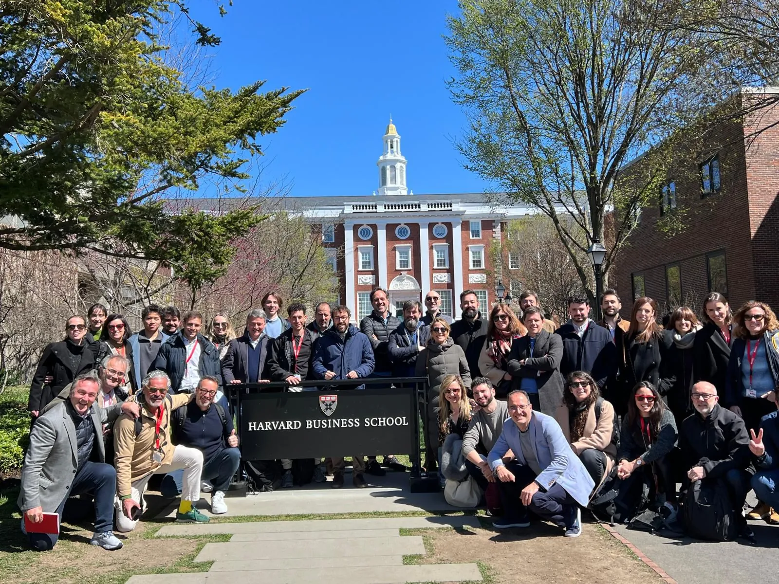 A equipe da Sanzar Group durante a viagem a Massachusetts