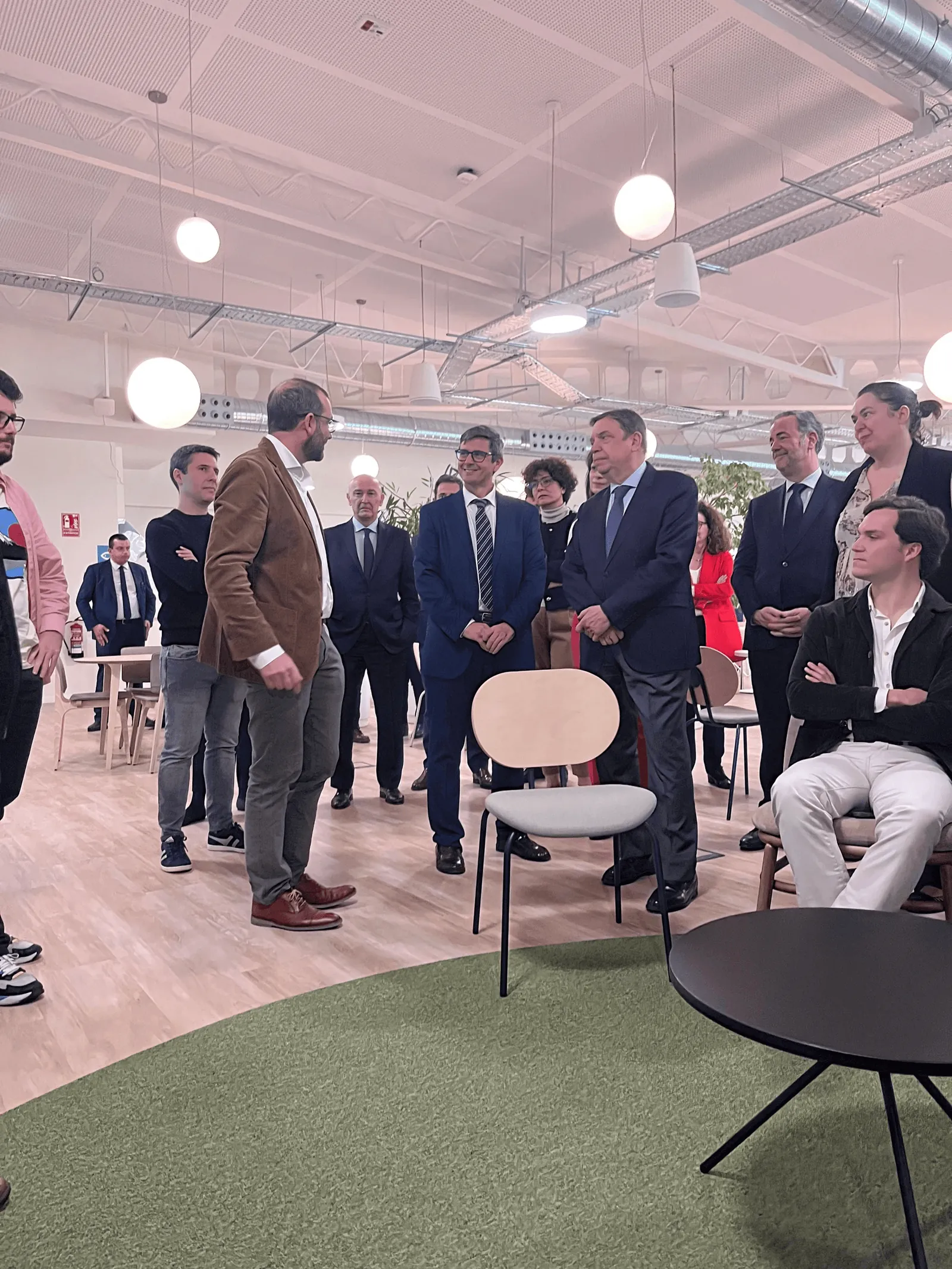 Visit of Minister Luis Planas to iHub La Vega Innova