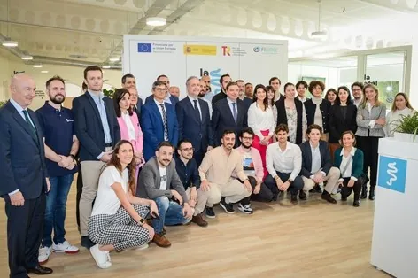 Sanzar Group durante la visita al iHub La Vega Innova
